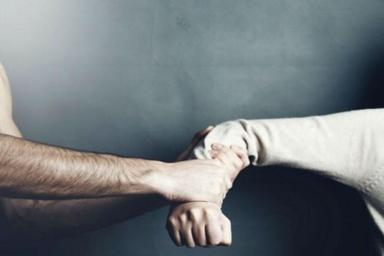 Ata qızını qaçırdıb 500 min dollara ərə vermək istədi