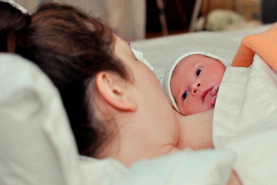 15 yaşlı oğlandan uşaq doğan 13 yaşlı qız məktəbə getmir - SƏBƏB