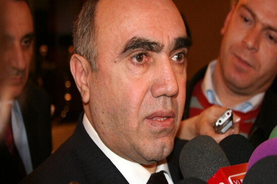 Zakir Qaralova AĞIR İTKİ