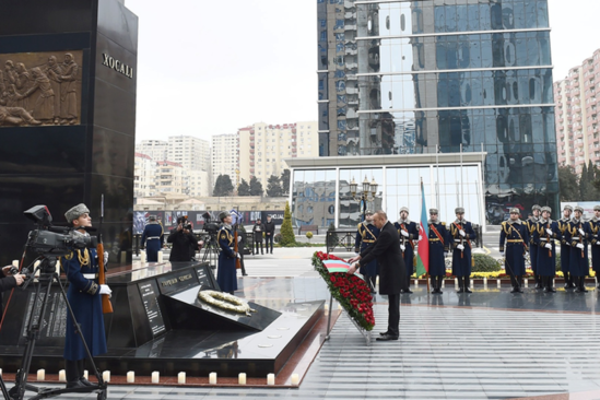 Prezident İlham Əliyev Xocalı soyqırımı abidəsini ziyarət edib - FOTO