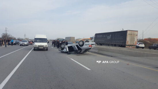 Ucarda avtomobil su arxına aşıb: Yeddi nəfər xəsarət alıb - FOTO