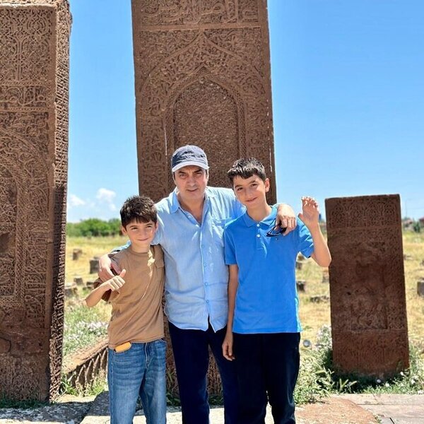 "Polat Alemdar" oğulları ilə - Fotolar