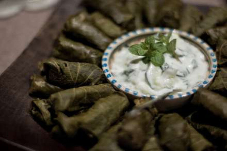 Dolma yeməyə getdi: Milyonçu oldu