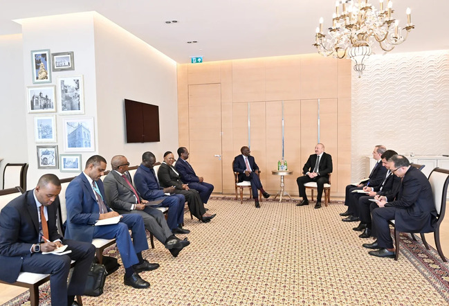 İlham Əliyev Keniya Prezidenti Uillyam Samoei Ruto ilə görüşüb - YENİLƏNİB+FOTO