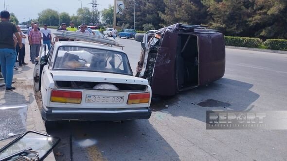 Kürdəmirdə qəza: Xəsarət alanlar var - FOTO