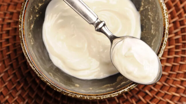 Yunan yoqurtunun faydaları. Necə hazırlanır?