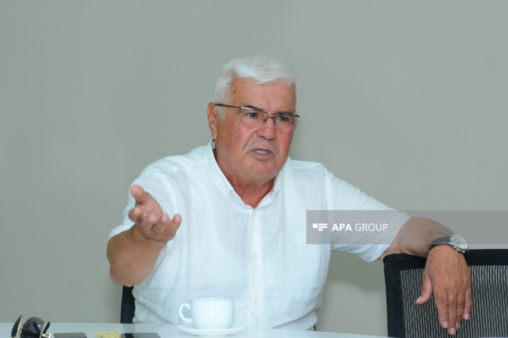 "Tələbələrim Xalq artisti oldu, mənə ad vermədilər" – Azad Zamanov