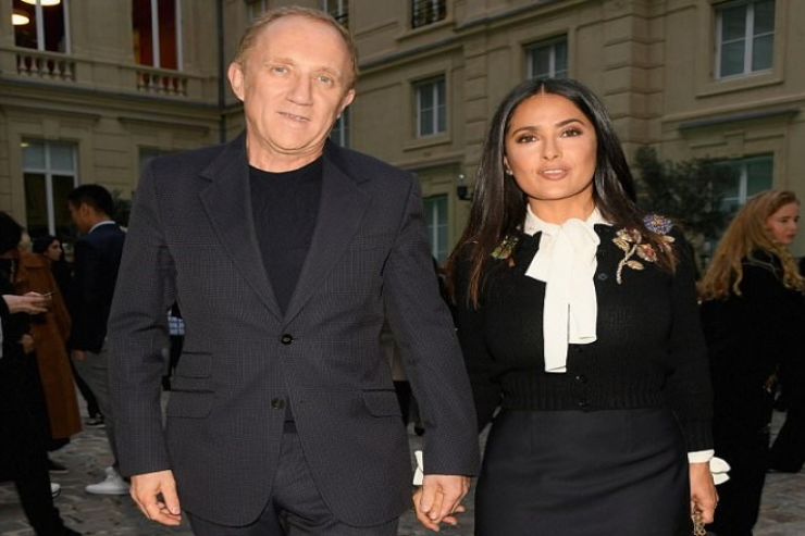 Salma Hayek eyni kişi ilə 4 dəfə evləndiyini açıqladı