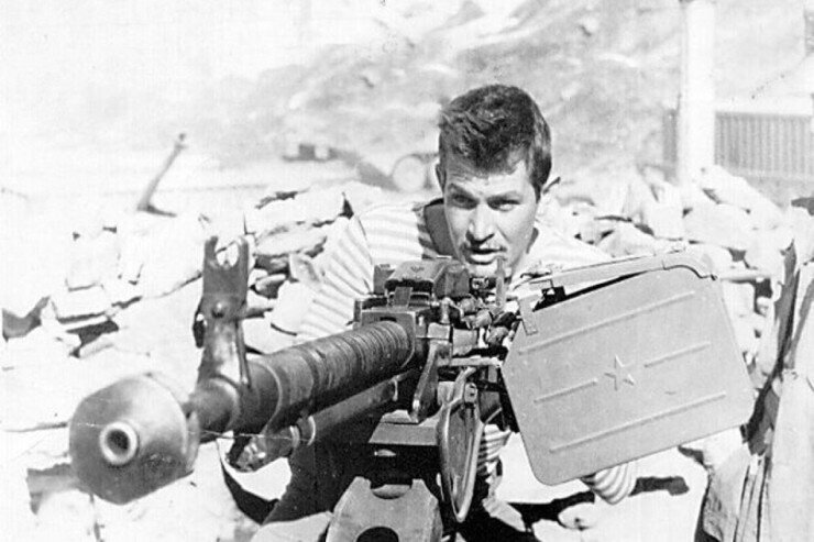 Badaber düşərgəsi: Sovet əsirlərinin əfqan mücahidlərinə qarşı ən böyük üsyanı