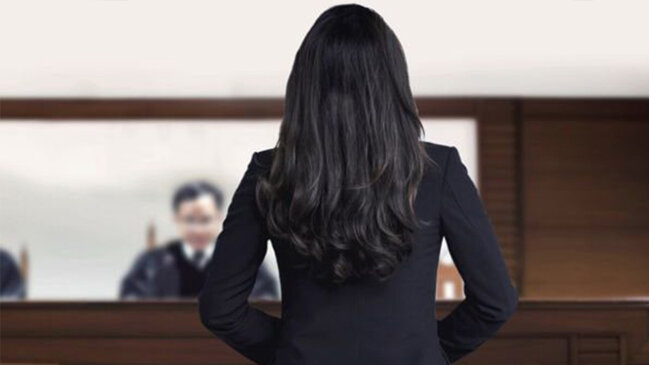 Yeyinti ilə həbs edilən qadın şirkəti ittiham edir - "54 milyon gizlədilib"