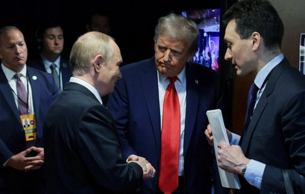 Tramp Putinin təqdim etdiyi sənəddən danışdı