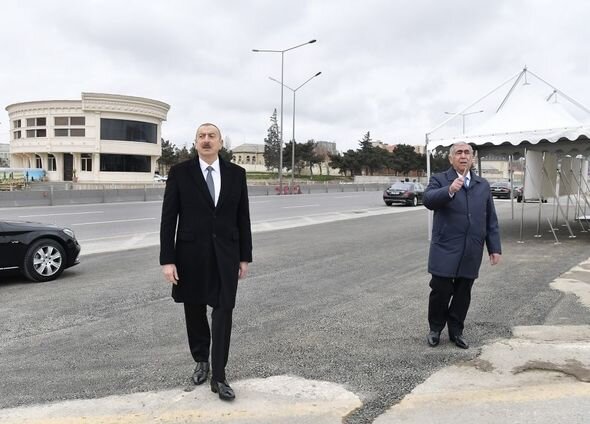 İlham Əliyev Bakı-Sumqayıt yolunun genişləndirilməsi zamanı görülən işlərlə tanış oldu - YENİLƏNİB + FOTO