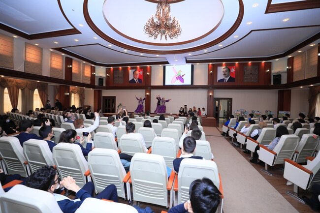 Paytaxt rayonlarında "Bizim böyük Qələbəmiz" kitabının təqdimatı keçirilir