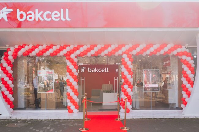 Lənkəran şəhərində yeni Bakcell mağazası açıldı - FOTOLAR
