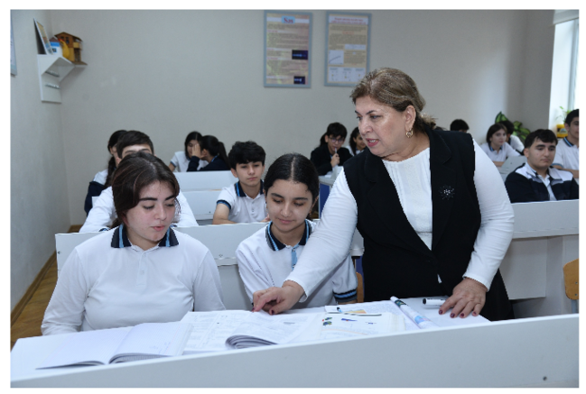 Məktəbli forması - bərabərliyin, nizam-intizamın və sağlam təhsil mühitinin göstəricisi