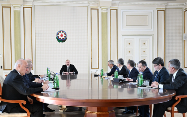 Prezident İlham Əliyev Bakı və Abşeronda su məsələlərinə dair müşavirə keçirdi