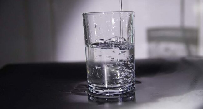 İlıq su içmək sağlamlıq üçün niyə vacibdir?