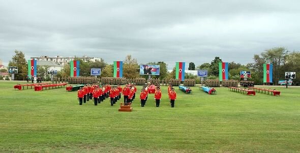 Hərbi təhsil müəssisələrində andiçmə mərasimləri keçirilib - FOTO