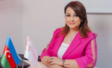 Bakıda görüntüləri yayılan həkim pasiyentin ərinin acığına rəqs edibmiş - Özü DANIŞDI