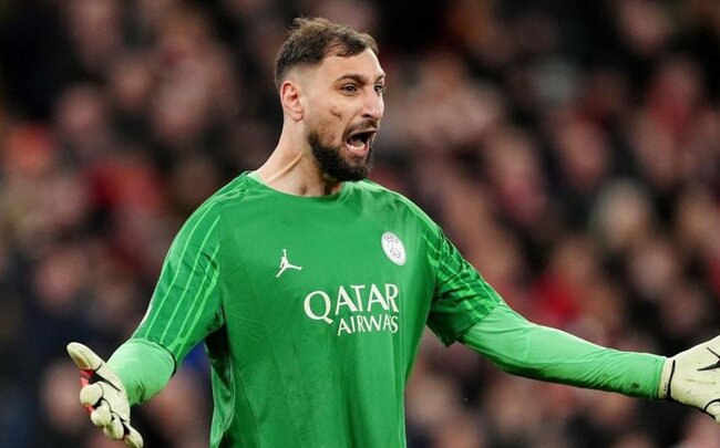 PSJ qapıçısının transferindən 30 milyon avro gəlir əldə etməyi planlaşdırıb