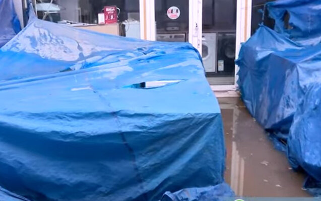 Mallar su altında qaldı, ziyan ödəniləcək? - Video