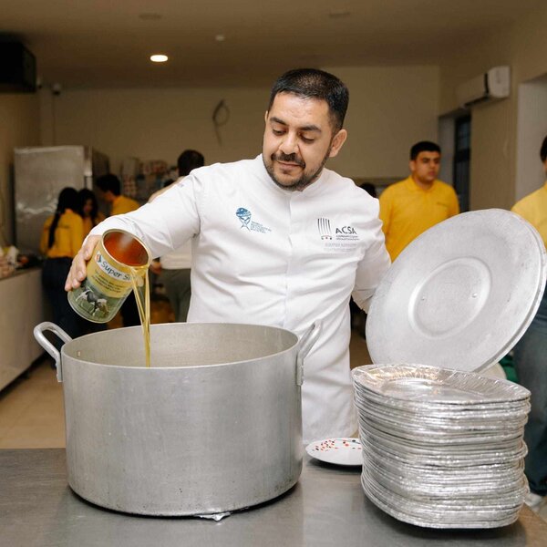 "Super Sun" yağ markası Qarabağda iftar süfrəsi təşkil edib