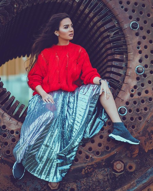 Kəmalə Piriyeva gözəlliyi ilə göz oxşadı - FOTOLAR