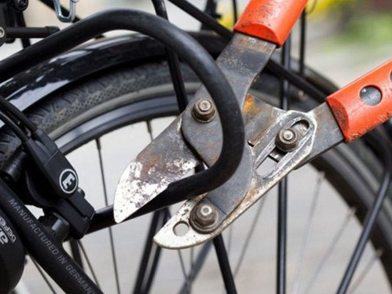 25 yaşlı azərbaycanlıdan Almaniyada şok hərəkət