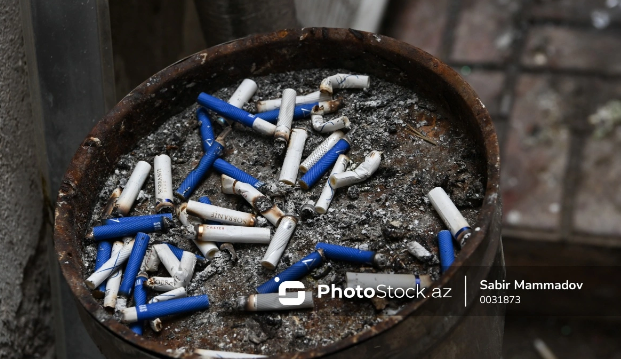 Siqaret çəkənlərin NƏZƏRİNƏ: Vətəndaşlar hansı halda və neçə manat cərimələnə bilərlər?