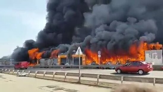 Böyük bazar yanır - VİDEO