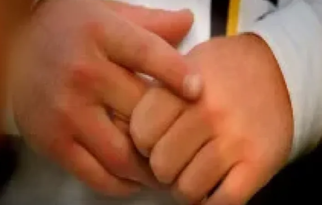 Barmaqdakı kiçik bir iz ölümcül xəstəliyin əlaməti ola bilər