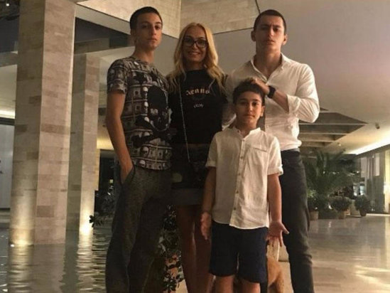 Nuranın "qayınanalığı tutub": "O qızın oğluma münasibətini qəbul edə bilmirəm"