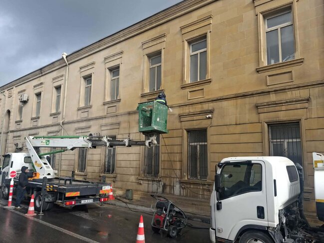 Bakıda Novruz ərəfəsində geniş təmizlik işləri aparılıb