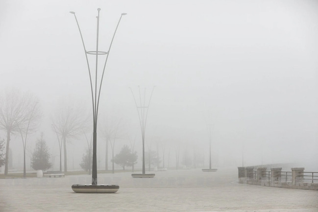 Bəzi ərazilərdə dumanlı hava müşahidə olunur