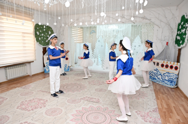 Leyla Əliyeva və Alyona Əliyeva Gəncədə uşaq evində olublar