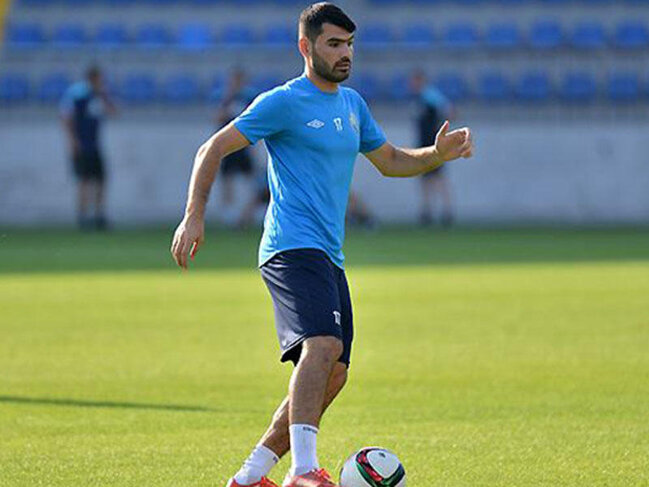Azərbaycanlı futbolçu 27 yaşında karyerasını bitirdi