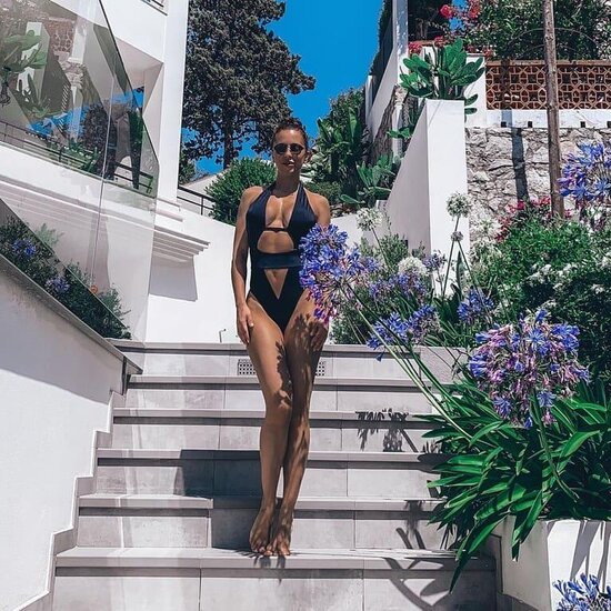 Ani Lorak çimərlik geyimində - FOTO