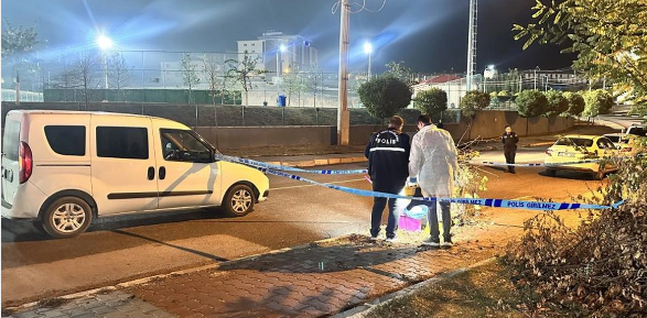 Tualetdə dünyaya gətirdiyi körpəni zibilliyə atdı: "Atama zibil olduğunu deyib atmasını xahiş etdim"