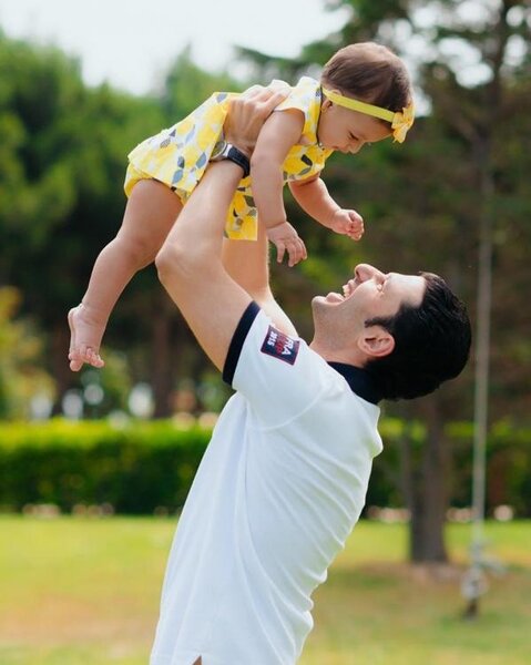 Xəyyam Nisanov qızını göstərdi - İLK DƏFƏ/FOTO