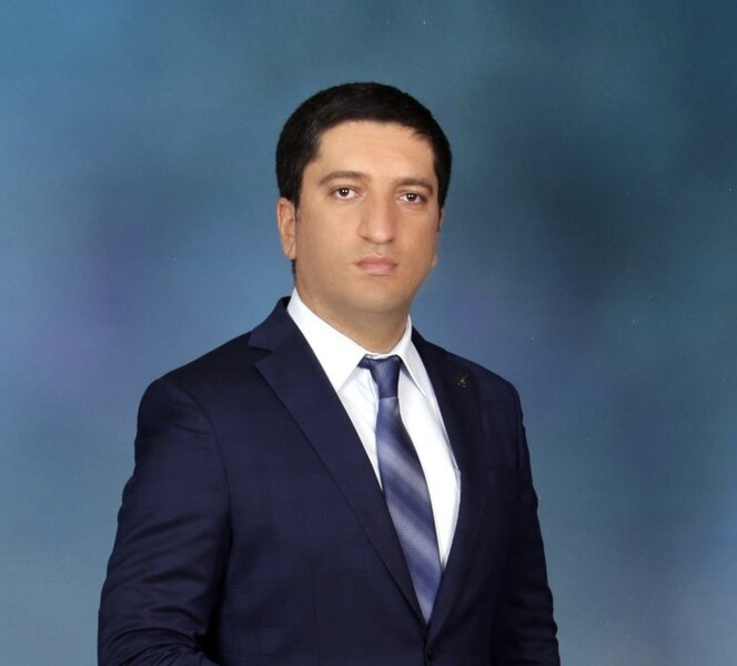 Hüseyn Hüseynov: "Dayanıqlılıq uzunmüddətli iqtisadi strategiyanın əsas prinsipidir"