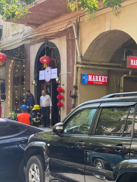 Bakının mərkəzində restoranda yanğın - FOTO