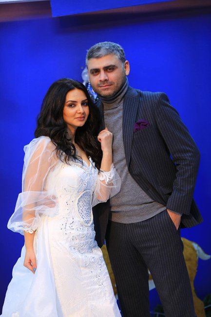 Aparıcı Könülün tanınmış müğənni ilə səmimi görüntüləri yayıldı - FOTOLAR + VİDEO