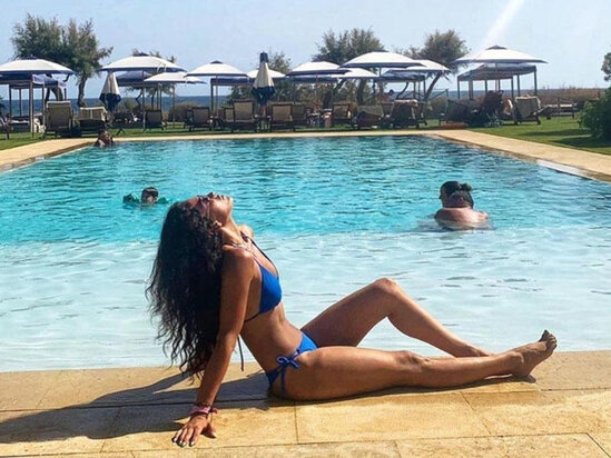 Bu yay çimərlik geyimi ilə gündəmə gələn yerli məşhurlar - FOTO