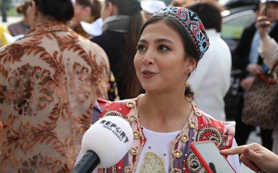 Özbək bloqçu: "Bakı o qədər gözəldir ki, getmək istəmirsən"