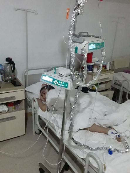 Yeddi yaşlı İslam kəskin leykozdan əziyyət çəkir - FOTO