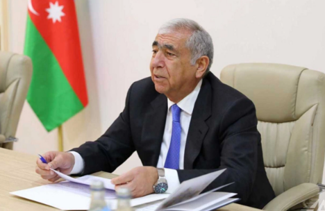 Saleh Məmmədov polisin nəzarəti altında olan direktoru vəzifəsindən AZAD ETDİ