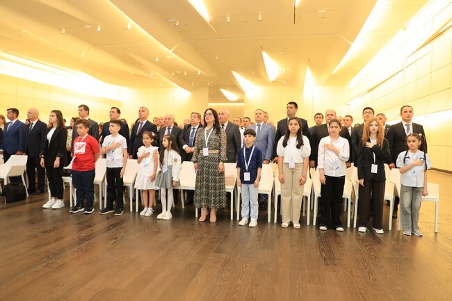 V İqtisadiyyat və İdarəetmə Sahəsində Tədqiqatçıların Beynəlxalq Elmi Konfransı keçirilir