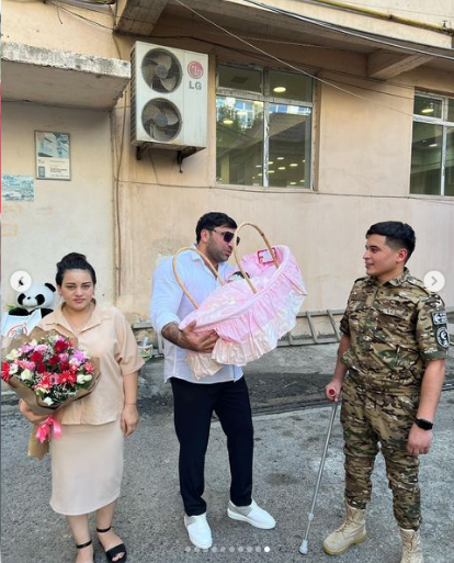 Qazimizin qız övladı dünyaya gəldi - FOTO-VİDEO