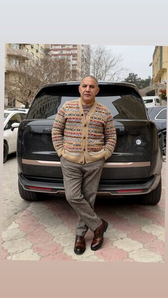 Ədalət Şükürovun geyimi müzakirələrə səbəb oldu - FOTO