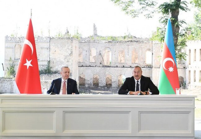 İki qardaş dövlət arasındakı əlaqələrin yeni mərhələyə yüksəldilməsi